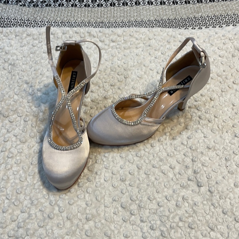 Dress shoes